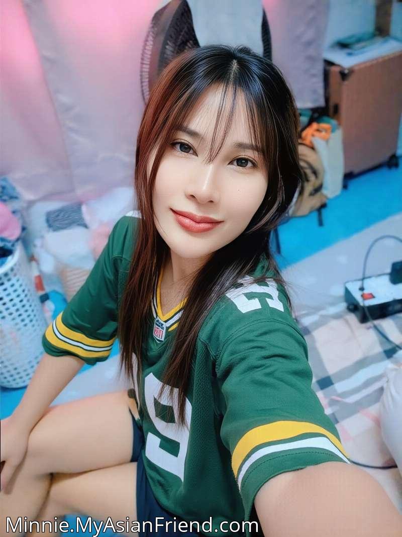 Minnie's personal blog photo 1 added Wednesday the 15th of October 2025