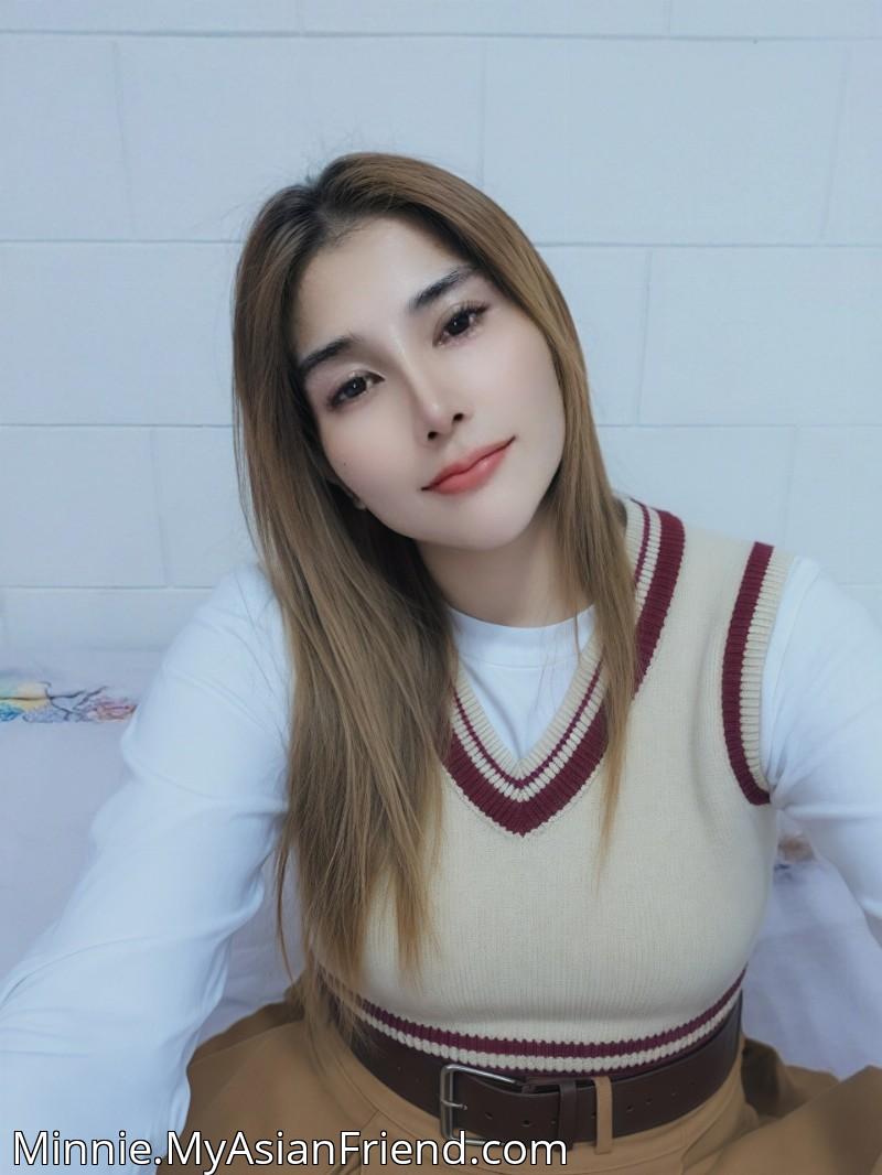 Minnie's personal blog photo 1 added Sunday the 19th of October 2025