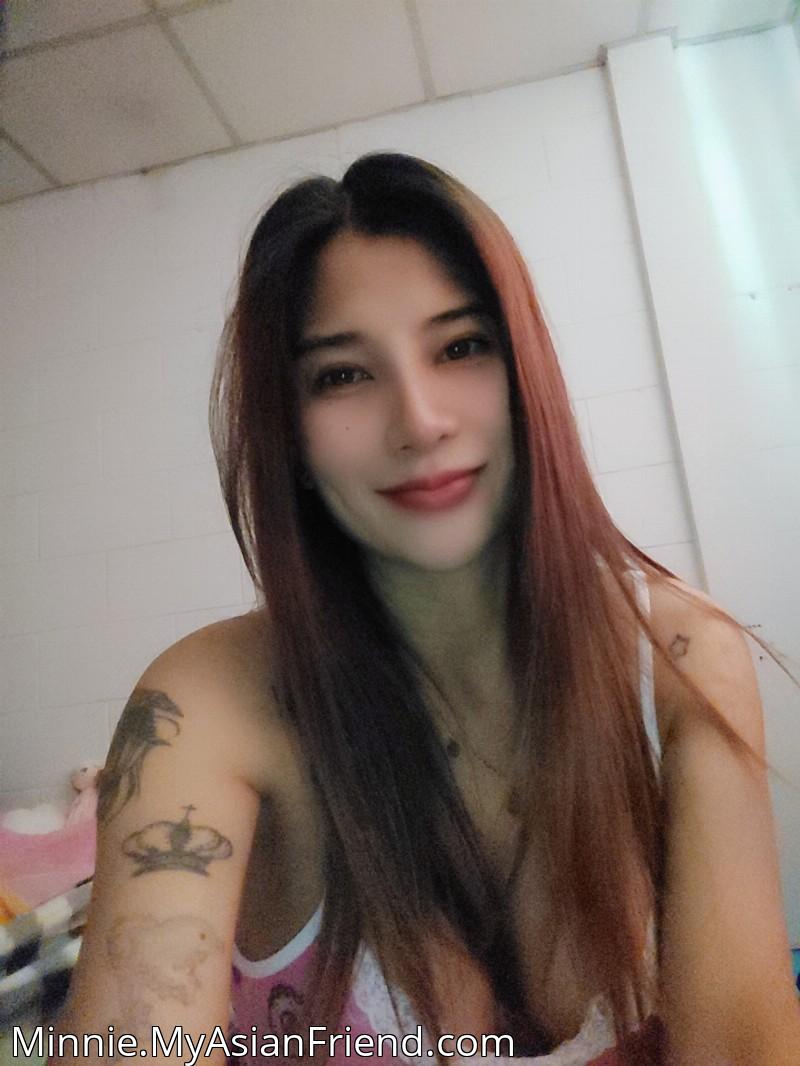 Minnie's personal blog photo 1 added Sunday the 26th of October 2025