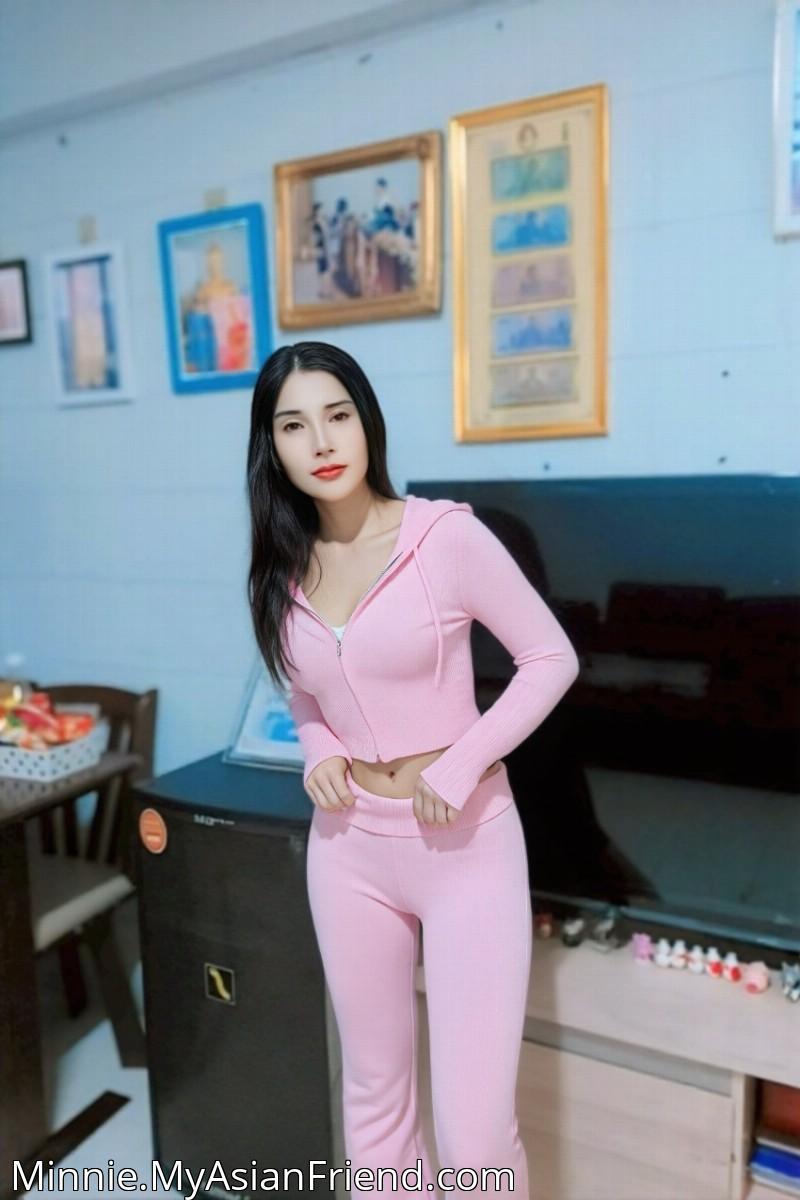 Minnie's personal blog photo 1 added Saturday the 6th of December 2025