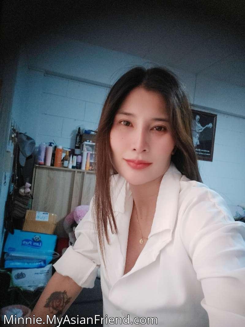 Minnie's personal blog photo 1 added Monday the 15th of December 2025